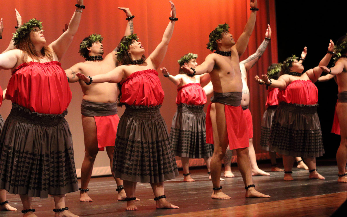 hula-kahiko-ceremonial-hula-dances